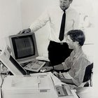 r/vintagecomputing - Help identifying some vintage pc stuff